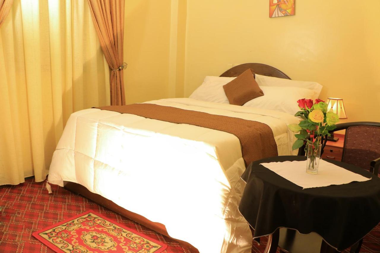 Keba Guest House アジス・アベバ エクステリア 写真
