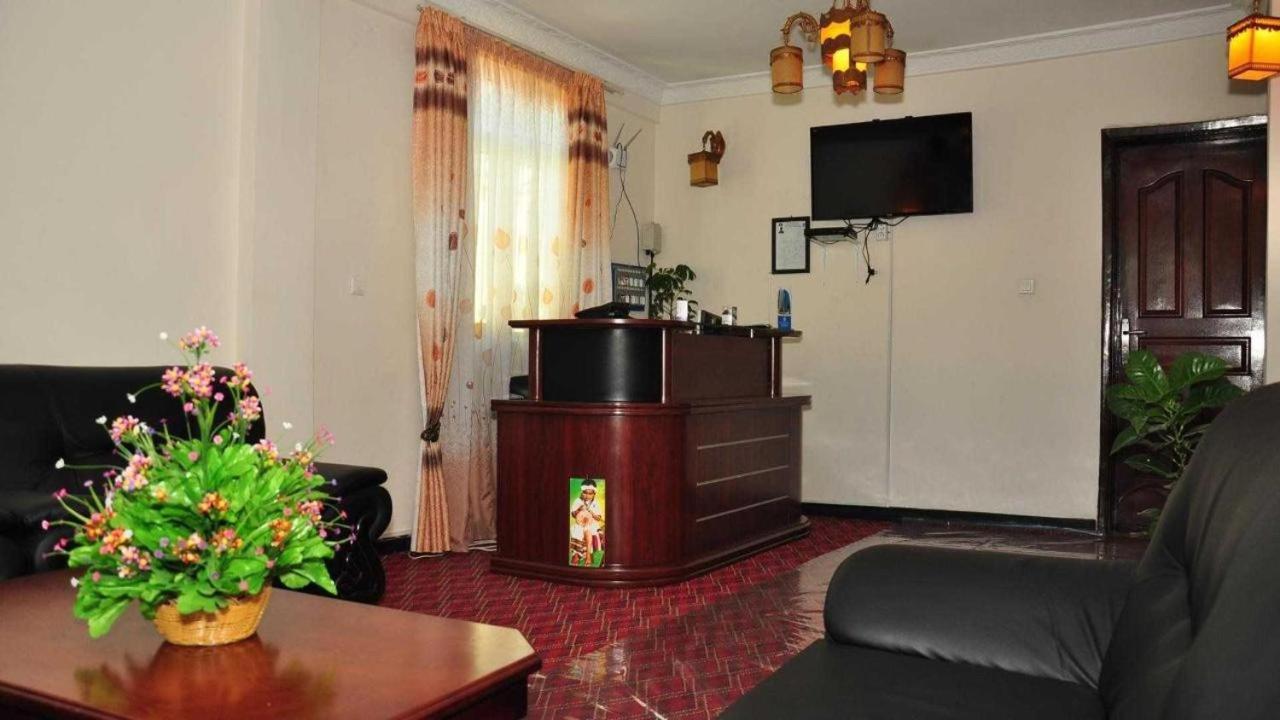 Keba Guest House アジス・アベバ エクステリア 写真