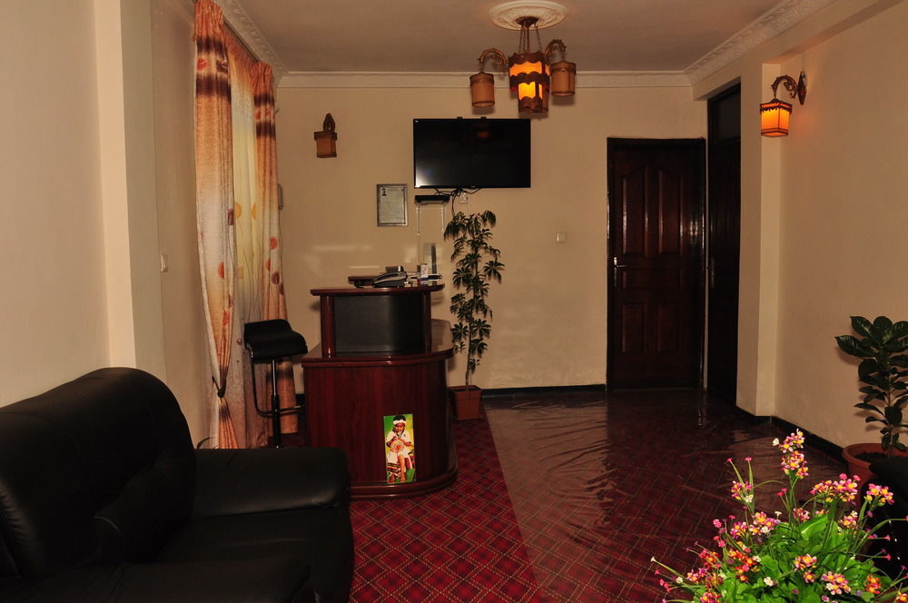 Keba Guest House アジス・アベバ エクステリア 写真